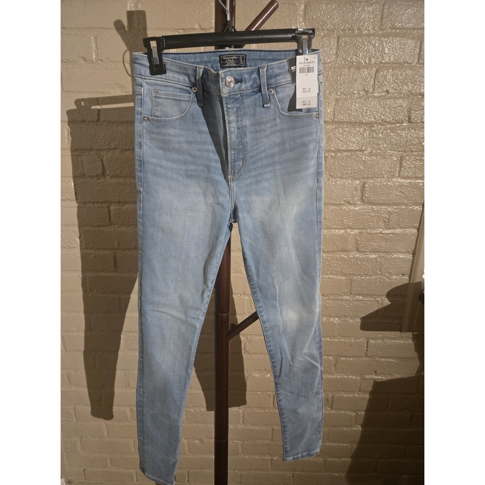 Abercrombie & Fitch High Rise Super Skinny Jeans Women's‎ 27 4R NWT Light Wash